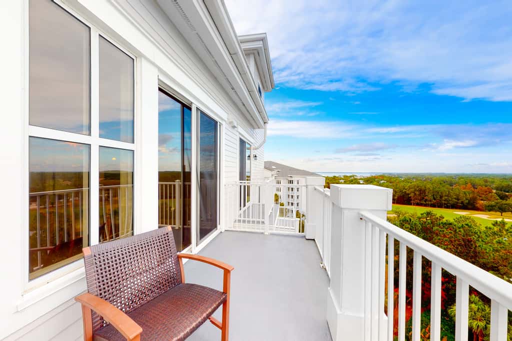 Grand resort condo with golf course, pool & luxe amenities