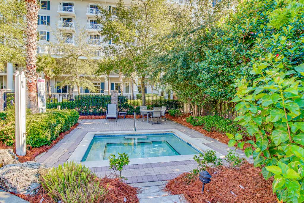 Grand resort condo with golf course, pool & luxe amenities