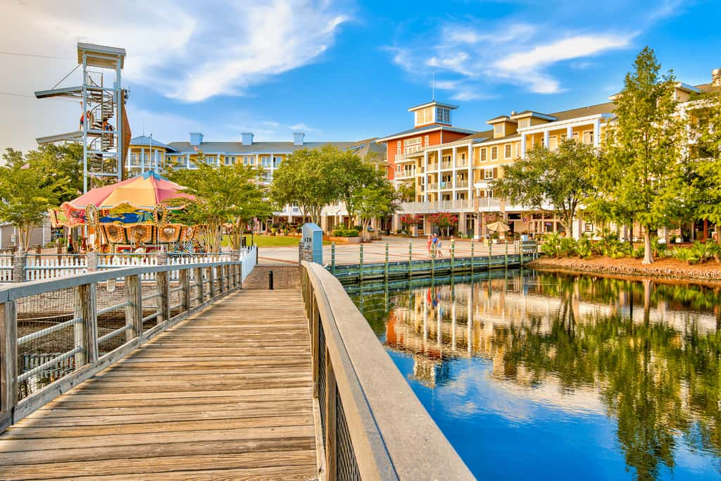 Grand resort condo with golf course, pool & luxe amenities