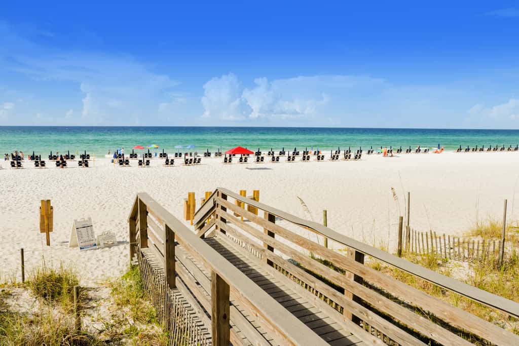Sparkling Luau II condo with marina, pools, tennis & golf
