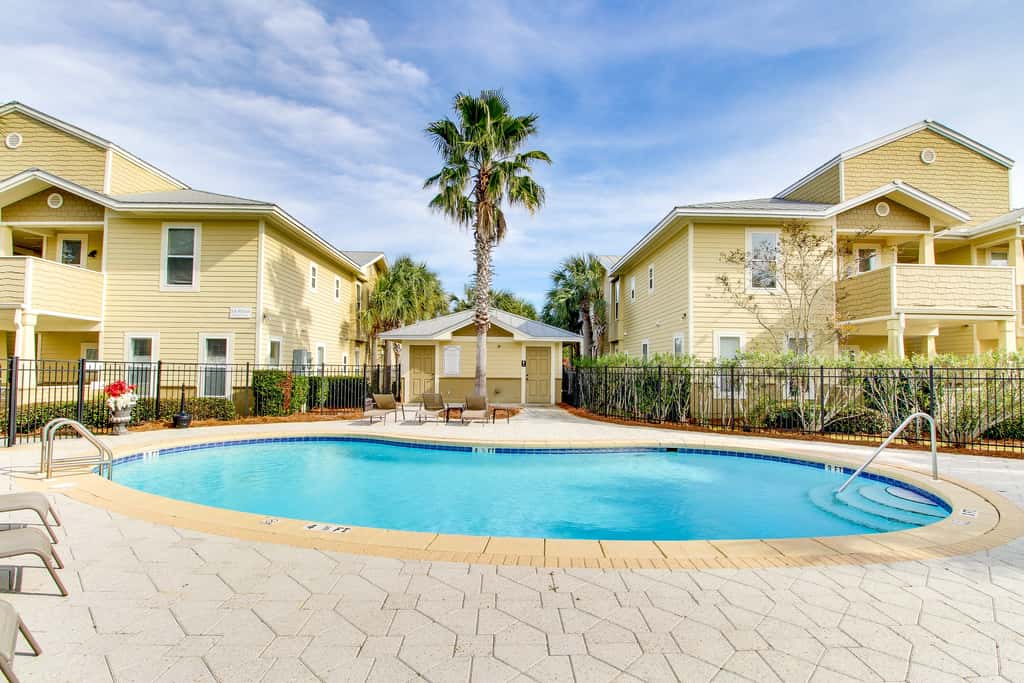 Dog-friendly coastal haven with premium beach perks & resort indulgence