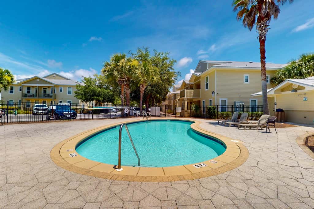 Dog-friendly coastal haven with premium beach perks & resort indulgence