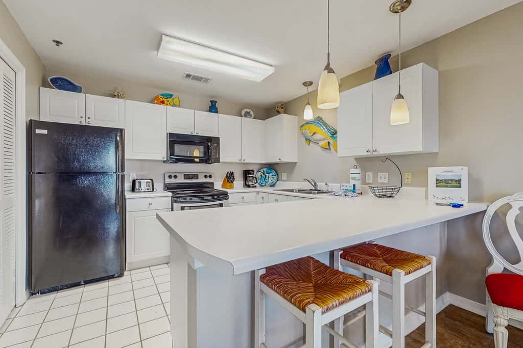 Bright Santa Rosa Beach Villa with community pools & hot tub - Next to Gulf