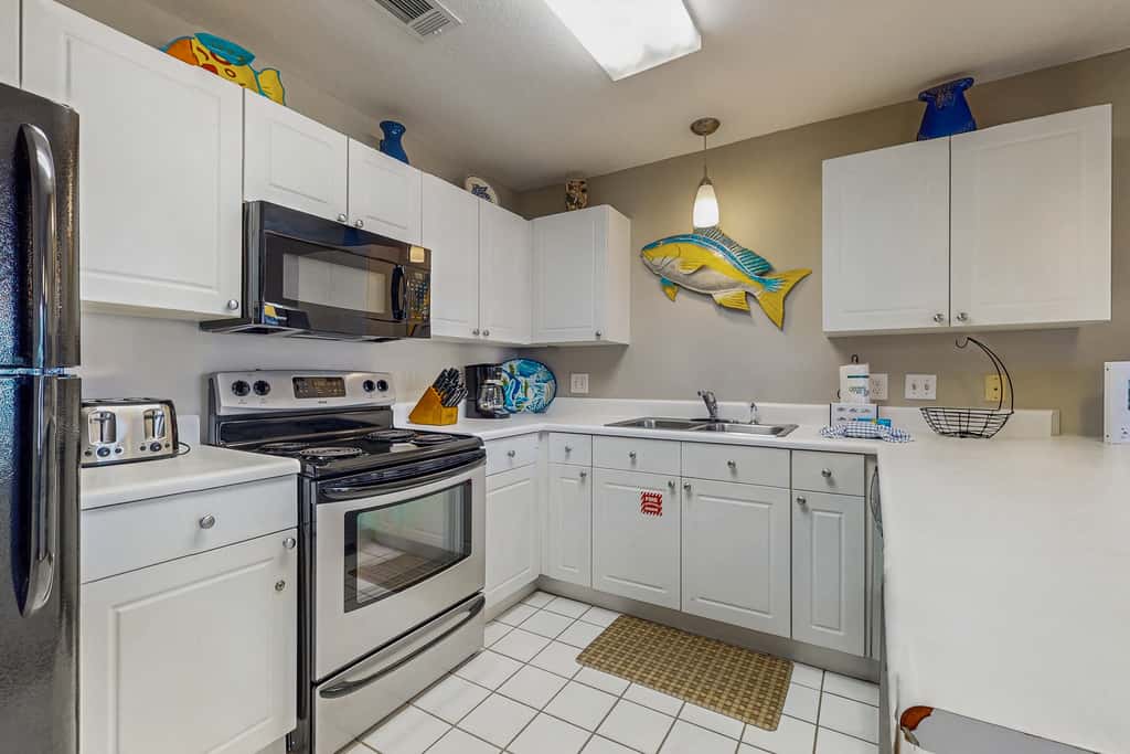 Bright Santa Rosa Beach Villa with community pools & hot tub - Next to Gulf