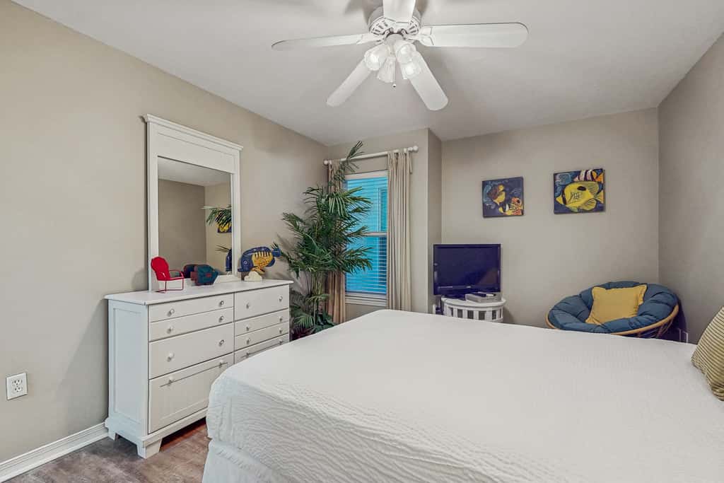 Bright Santa Rosa Beach Villa with community pools & hot tub - Next to Gulf