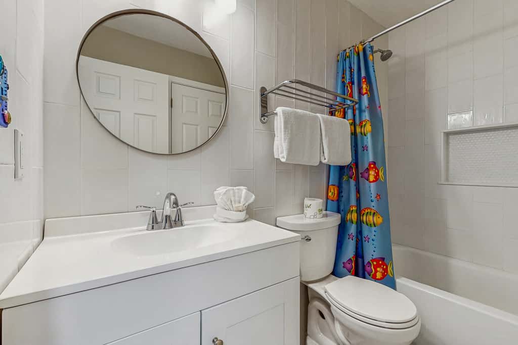Bright Santa Rosa Beach Villa with community pools & hot tub - Next to Gulf