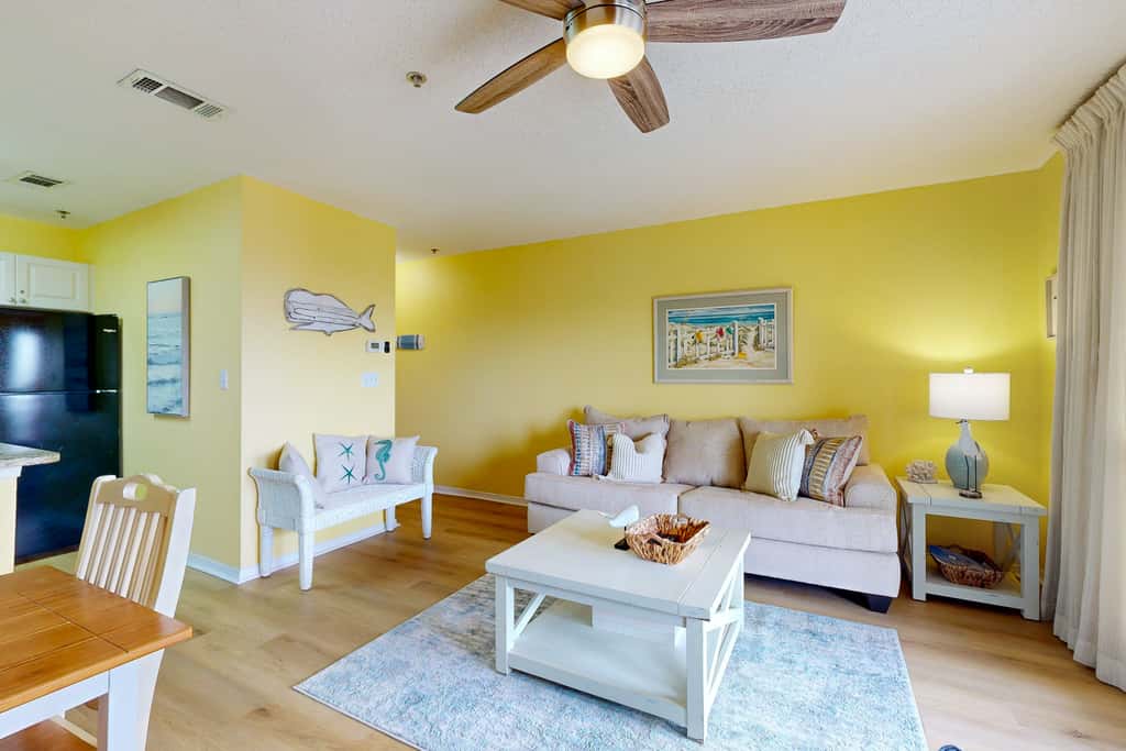 Coastal condo with free WiFi, on-site pool & hot tub