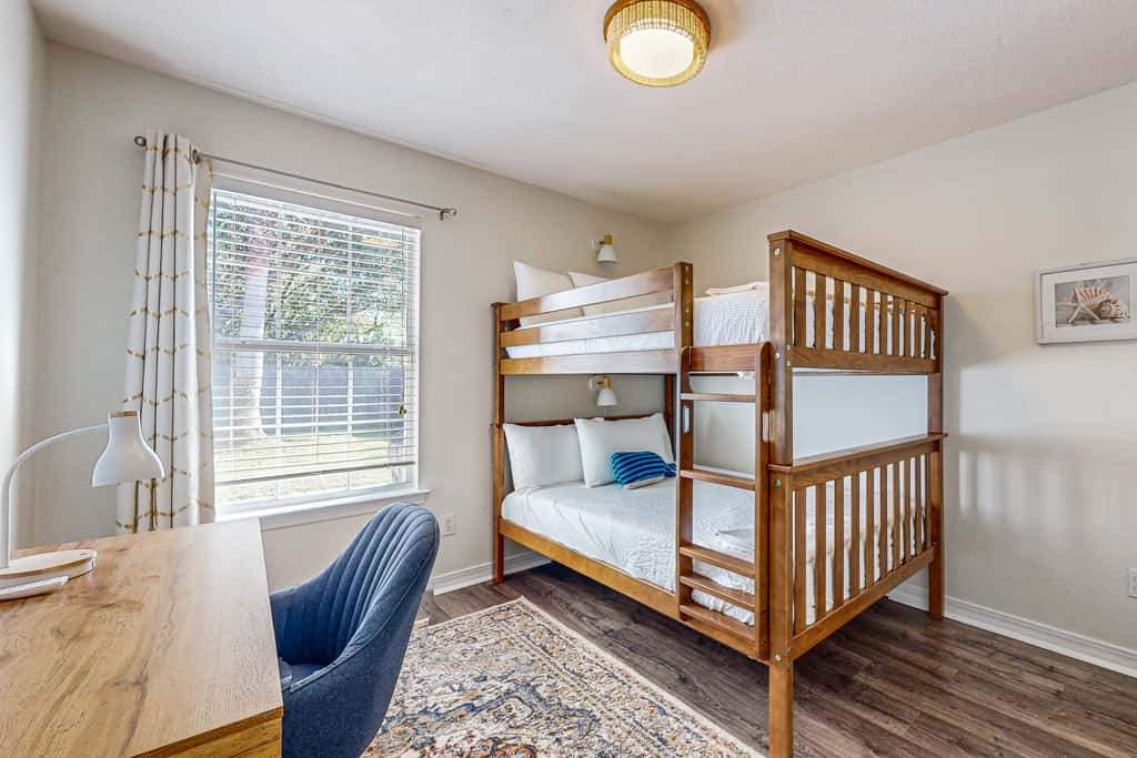 Single-level home with fenced yard, private pool & washer&dryer