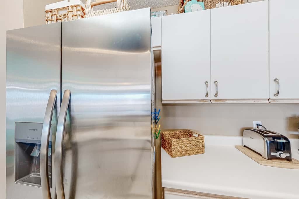 Pet-friendly, pools, hot tub & balcony with Gulf-side calm