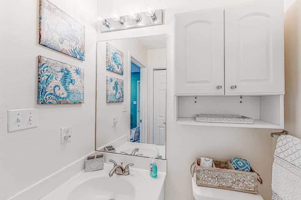 Pet-friendly, pools, hot tub & balcony with Gulf-side calm