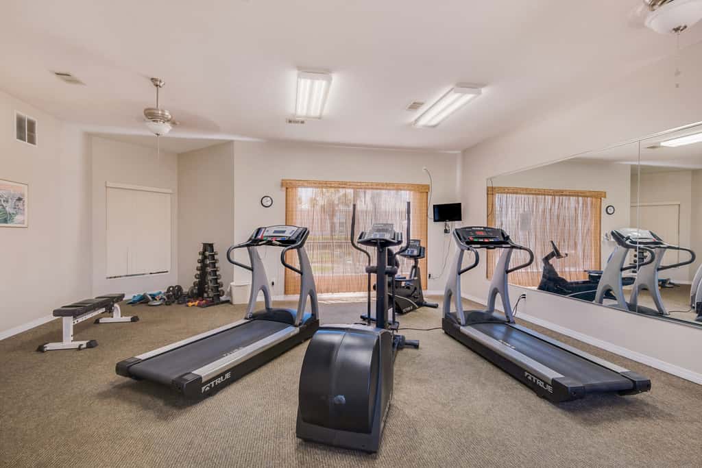 Pet-friendly, pools, hot tub & balcony with Gulf-side calm