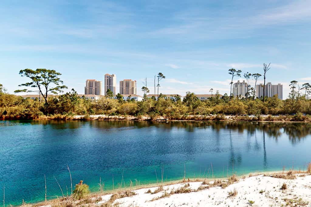 Perdido Key Incredible Lake Views, Beach Chairs & Umbrella