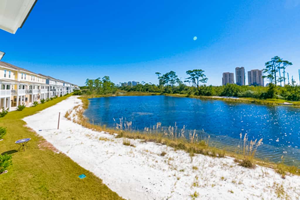 Perdido Key Incredible Lake Views, Beach Chairs & Umbrella