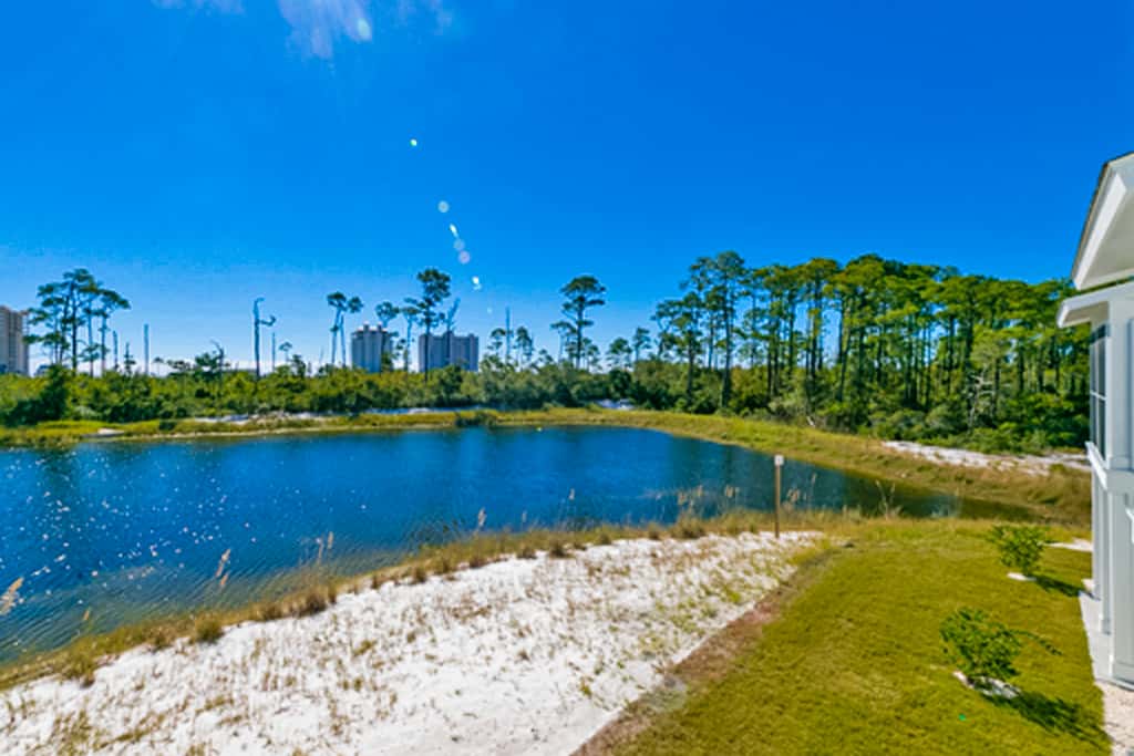 Perdido Key Incredible Lake Views, Beach Chairs & Umbrella