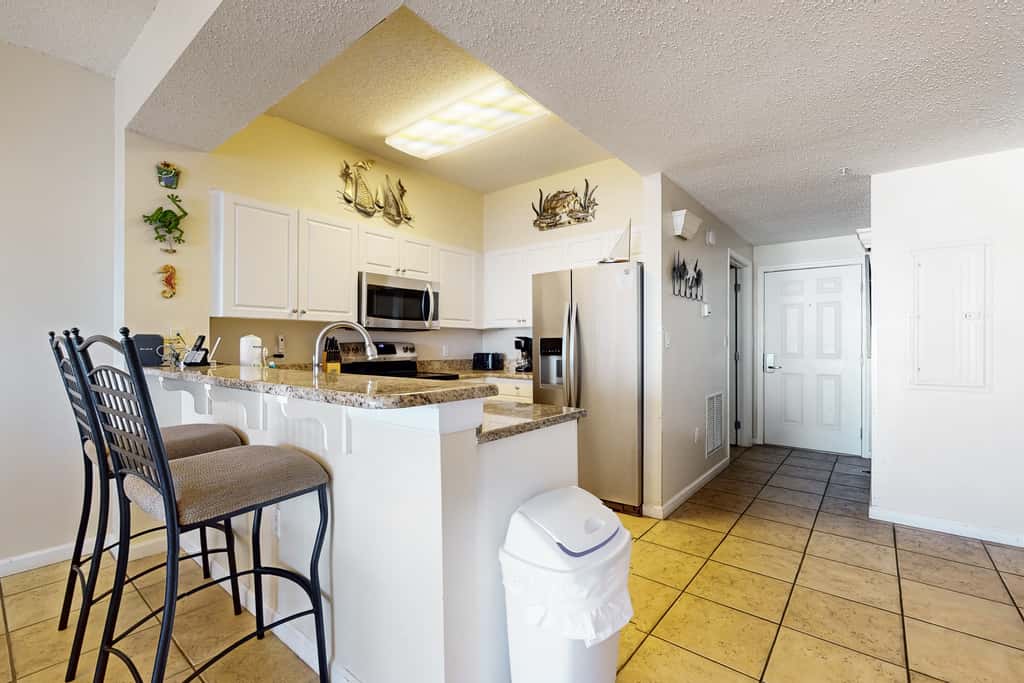 Inviting Gulf front condo In Perdido Key with waterfront pool and hot tub and oceanfront balcony