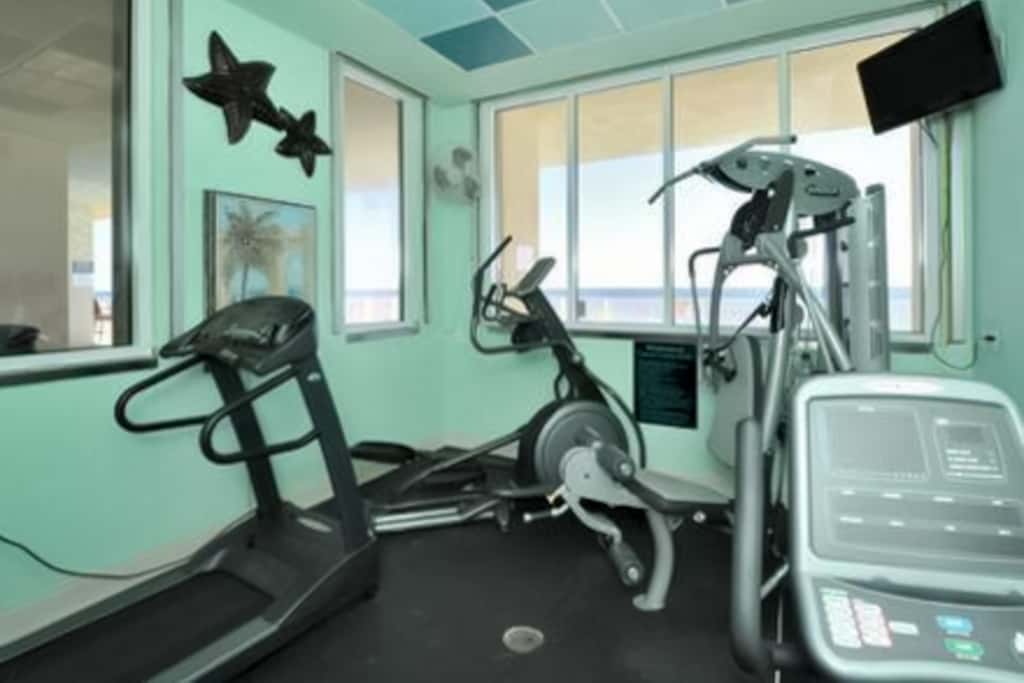 Inviting Gulf front condo In Perdido Key with waterfront pool and hot tub and oceanfront balcony