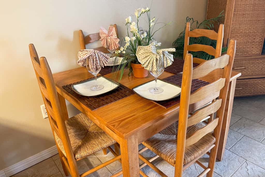Ground-floor condo with pool, hot tub, & patio - walk to beach
