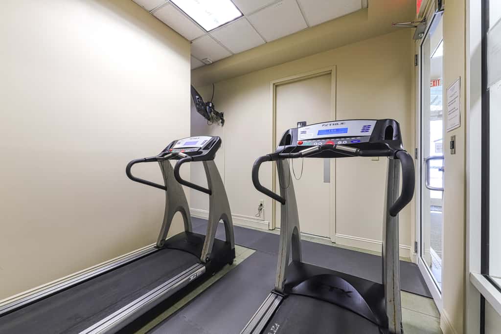 Top-Floor, Gulf-Front Condo with Balcony, Beach Access & Shared Pools, Hot Tub, Gym