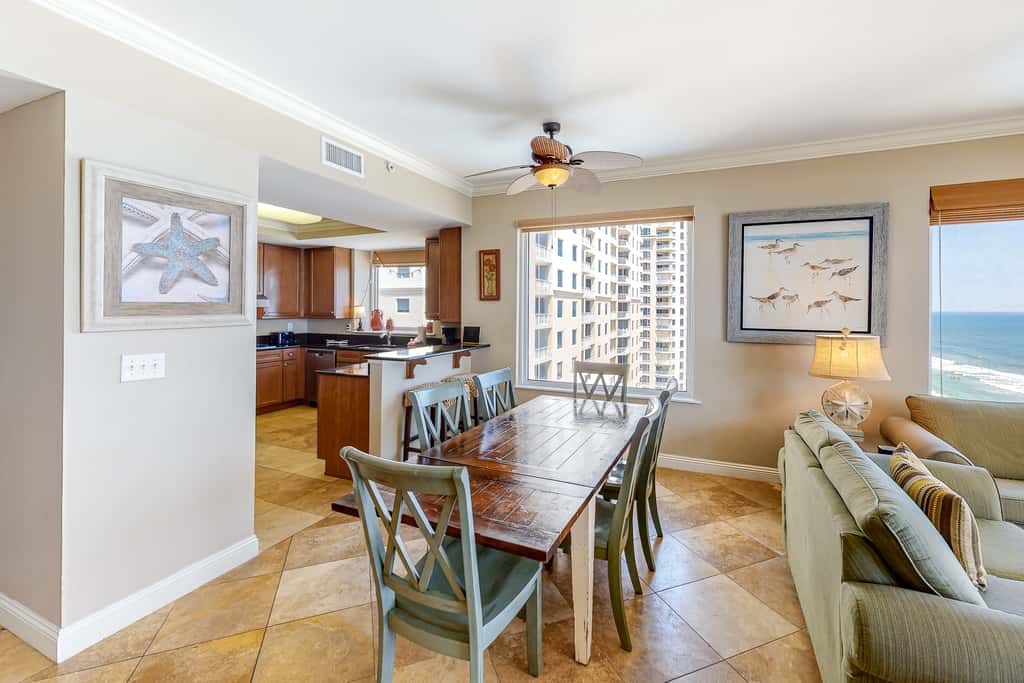 9th-floor open, bright condo with views - close to dining