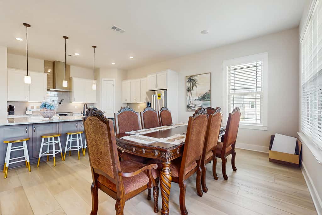 Nautical home in coastal community with shared pool, Wifi, Pet friendly