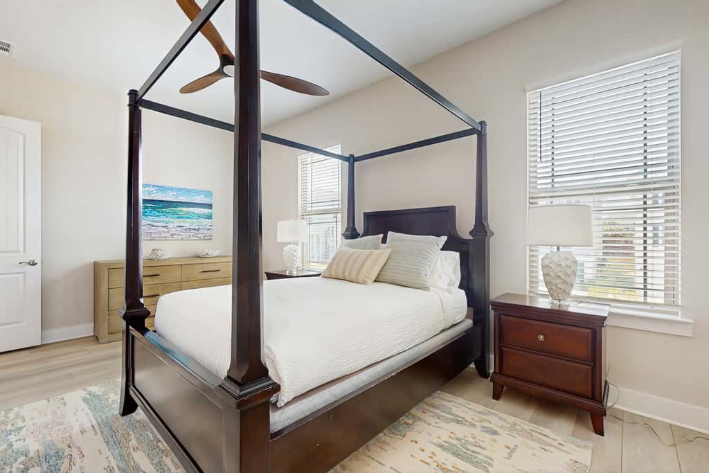 Nautical home in coastal community with shared pool, Wifi, Pet friendly