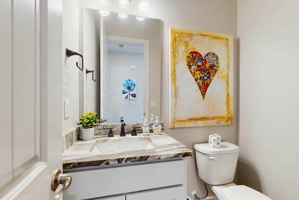 Nautical home in coastal community with shared pool, Wifi, Pet friendly