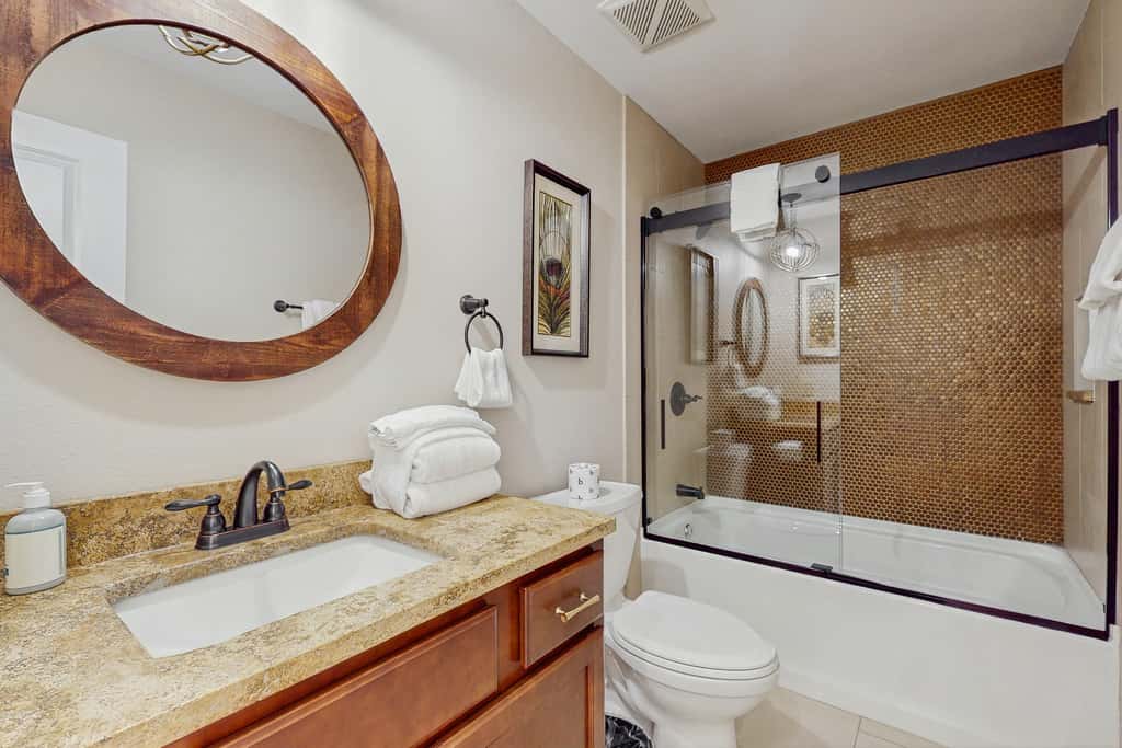 Waterfront Private Dock & Hot Tub, Pet Friendly HOME with Beach/Ocean views, Grill & Wifi