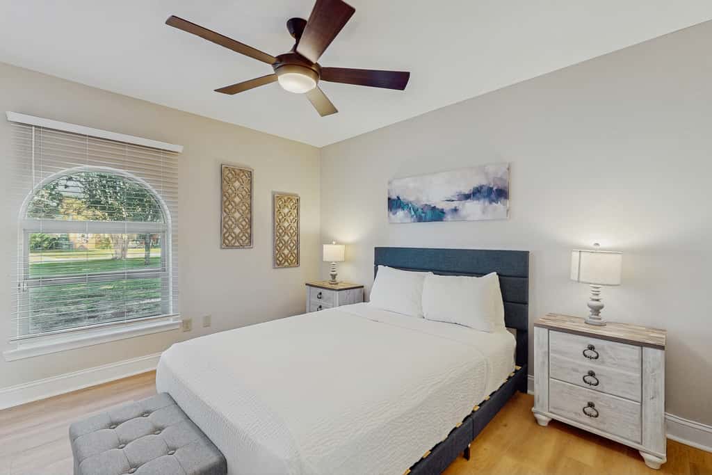 Waterfront Private Dock & Hot Tub, Pet Friendly HOME with Beach/Ocean views, Grill & Wifi