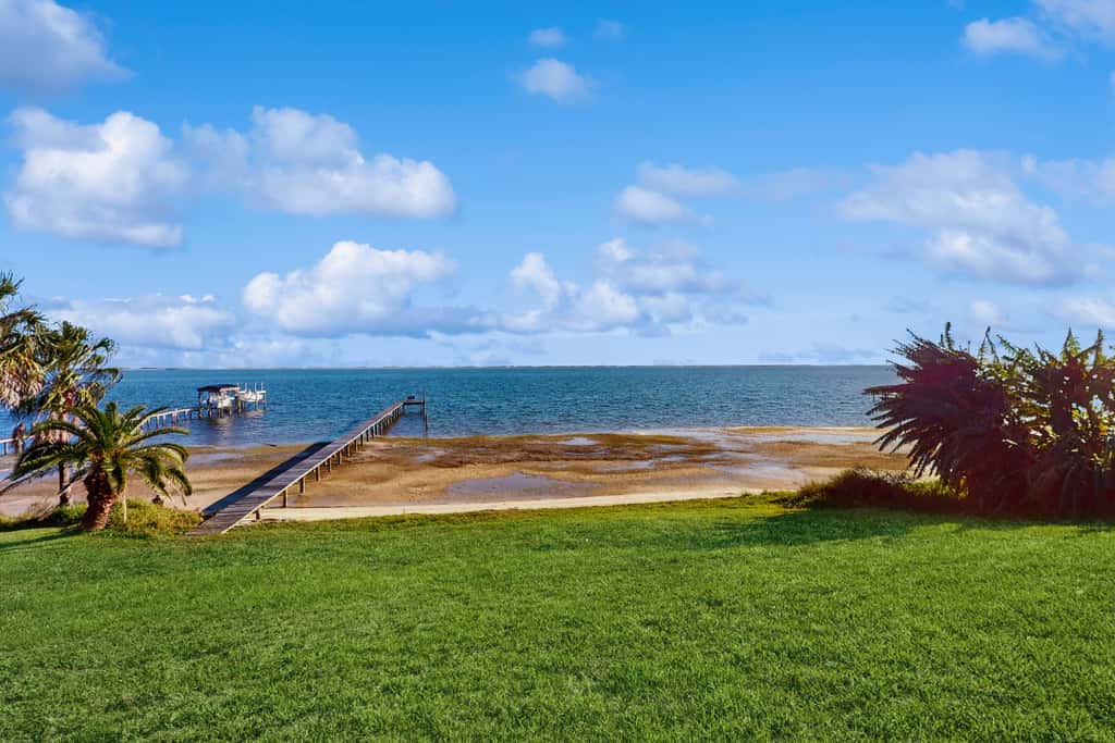 Waterfront Private Dock & Hot Tub, Pet Friendly HOME with Beach/Ocean views, Grill & Wifi