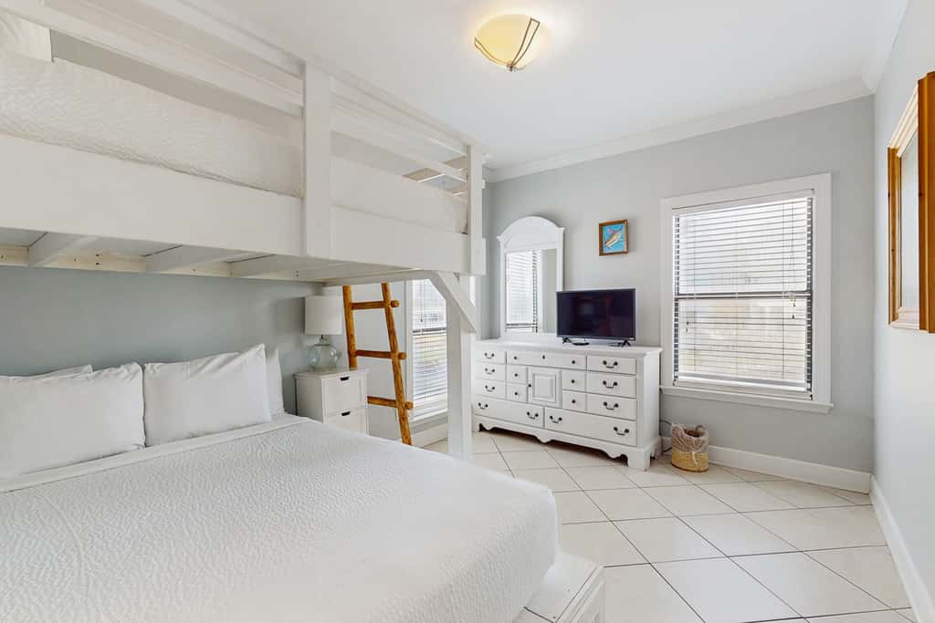 Gorgeous coastal townhome with private balcony, porch, WD,  and shared pool