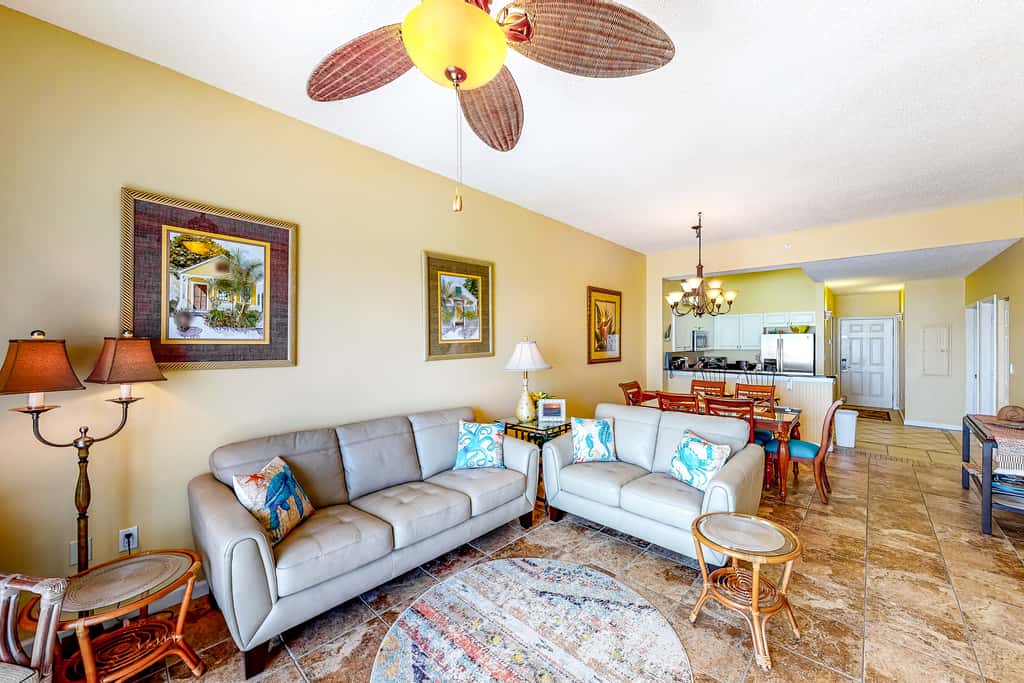 Inviting Gulf-front condo In Perdido Key with waterfront pool, hot tub and oceanfront balcony