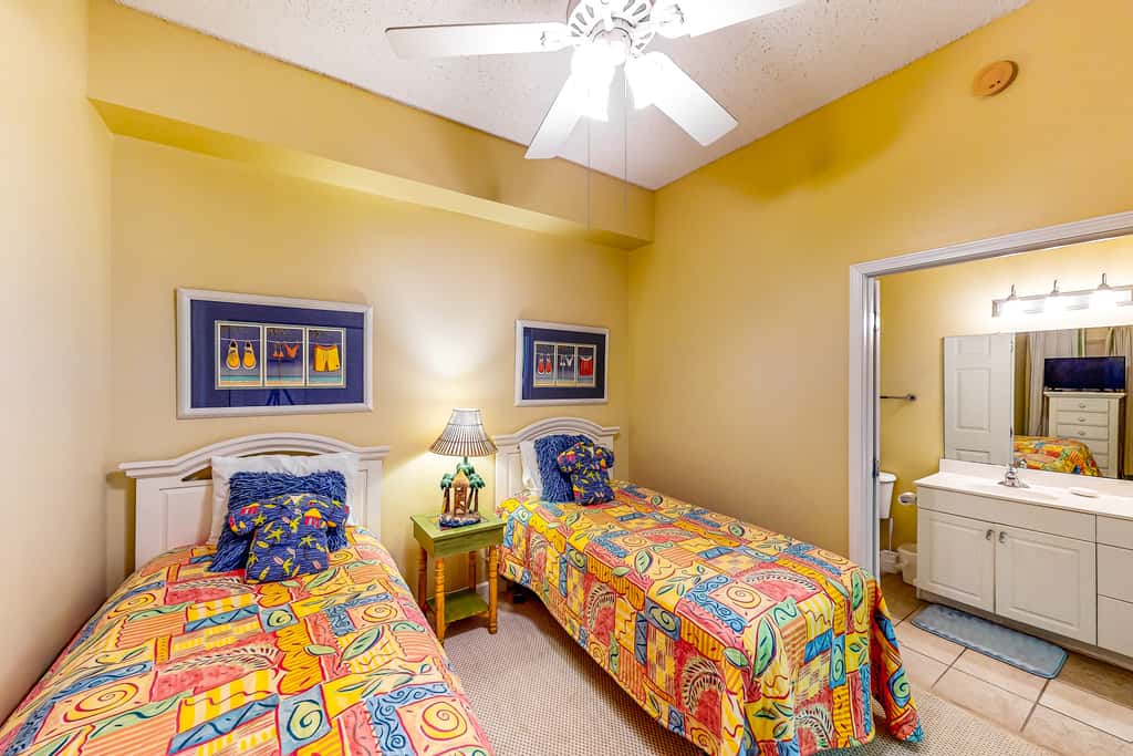 Inviting Gulf-front condo In Perdido Key with waterfront pool, hot tub and oceanfront balcony