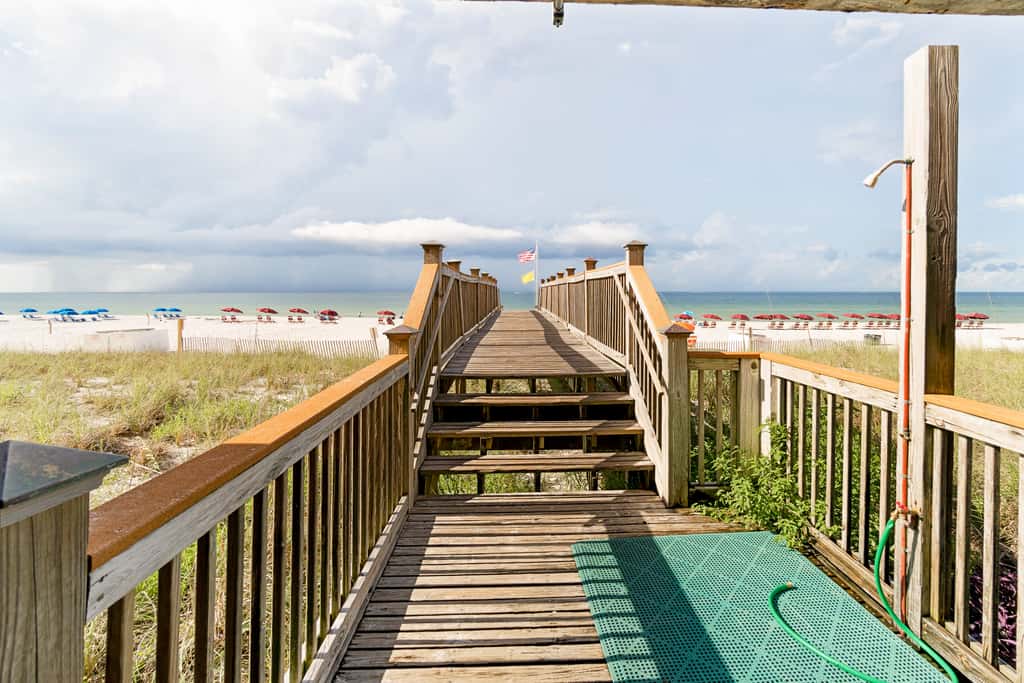 Inviting Gulf-front condo In Perdido Key with waterfront pool, hot tub and oceanfront balcony