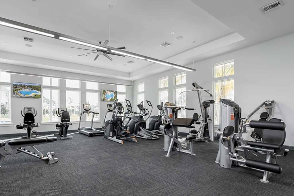 Pretty townhome with pools & hot tub - less than half-mile to beach