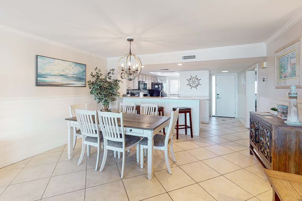 Oceanfront gem with pool, gym, hot tub, AC, W&D & beach-view balcony