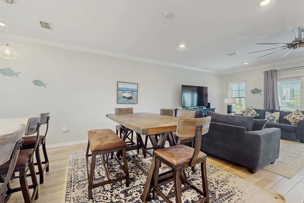 Airy townhouse with pool, hot tub, central AC, & washerdryer - dog-friendly