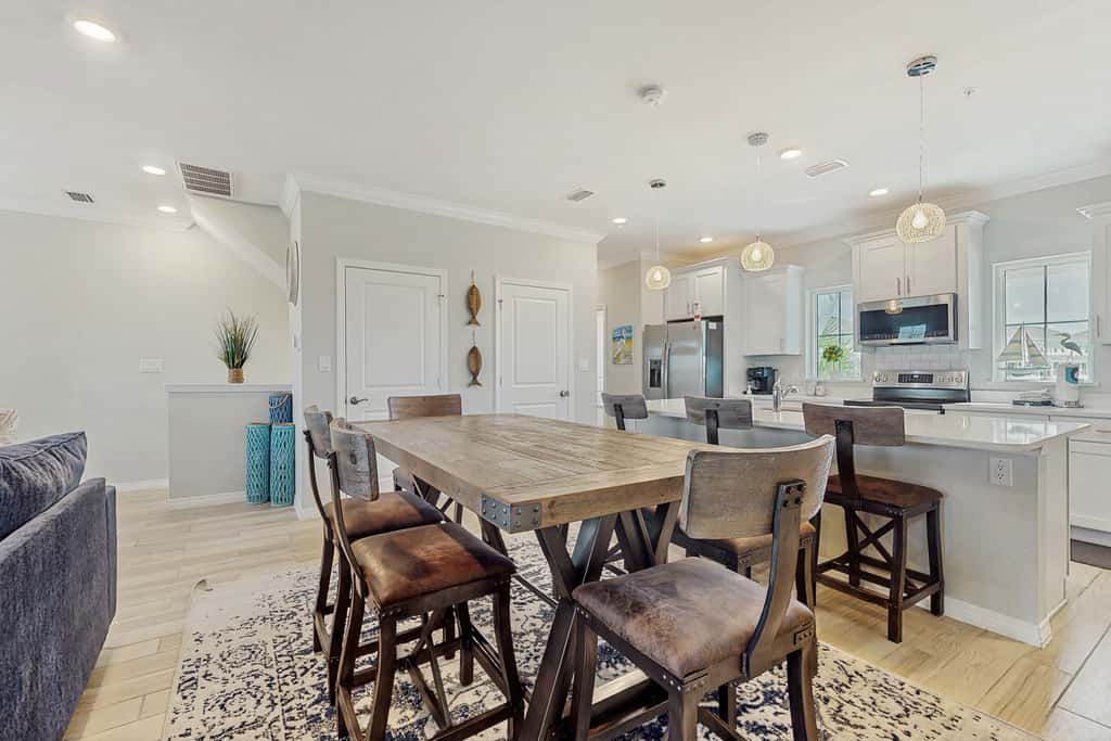 Airy townhouse with pool, hot tub, central AC, & washerdryer - dog-friendly