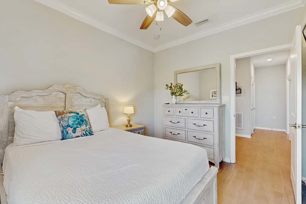 Airy townhouse with pool, hot tub, central AC, & washerdryer - dog-friendly