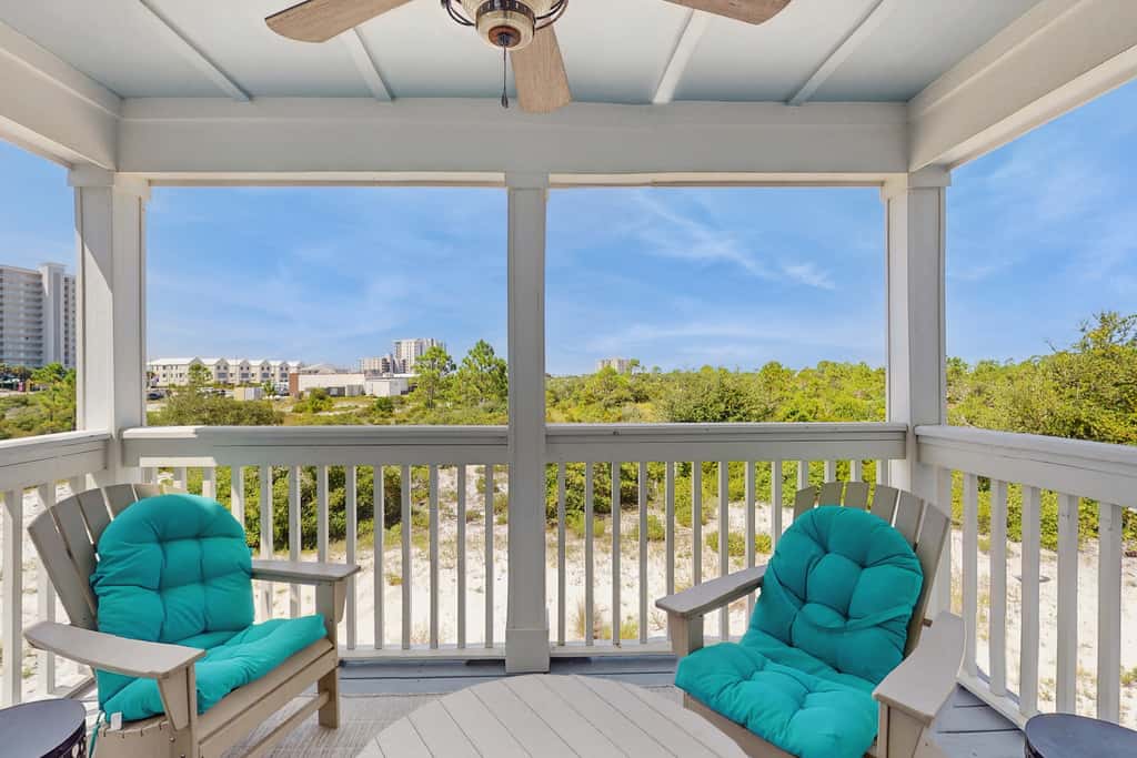 Airy townhouse with pool, hot tub, central AC, & washerdryer - dog-friendly