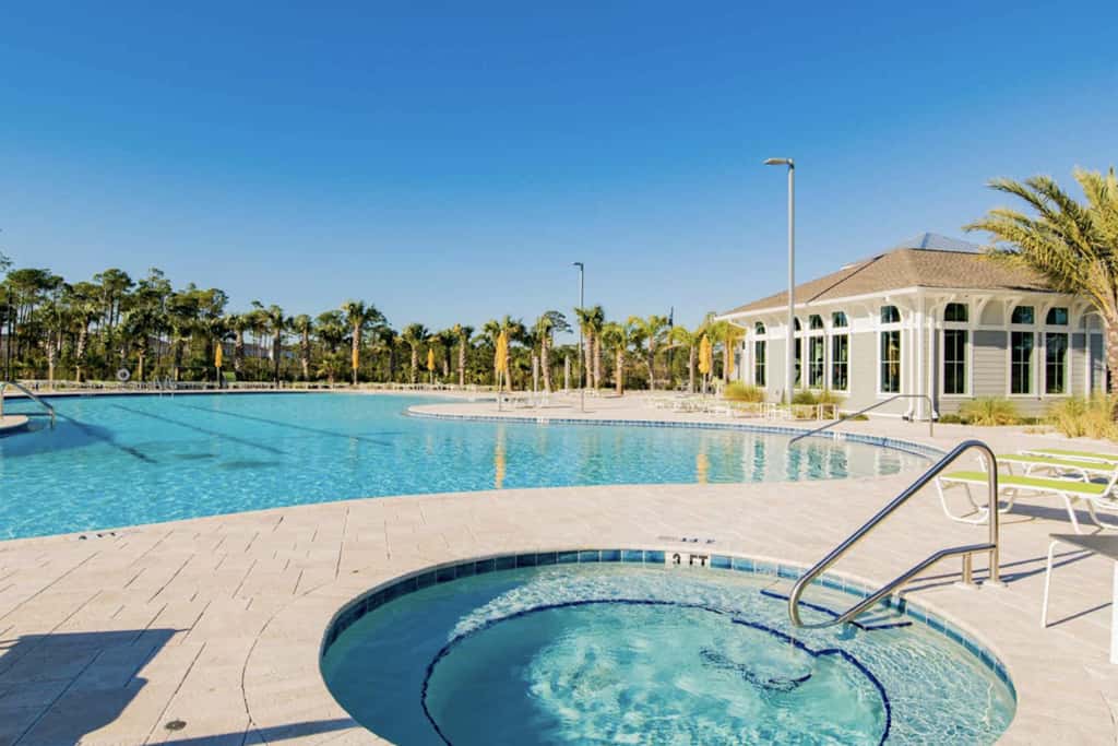 Airy townhouse with pool, hot tub, central AC, & washerdryer - dog-friendly