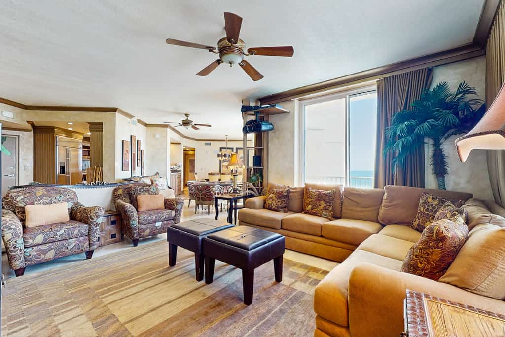 The Beach & Yacht Club B404
