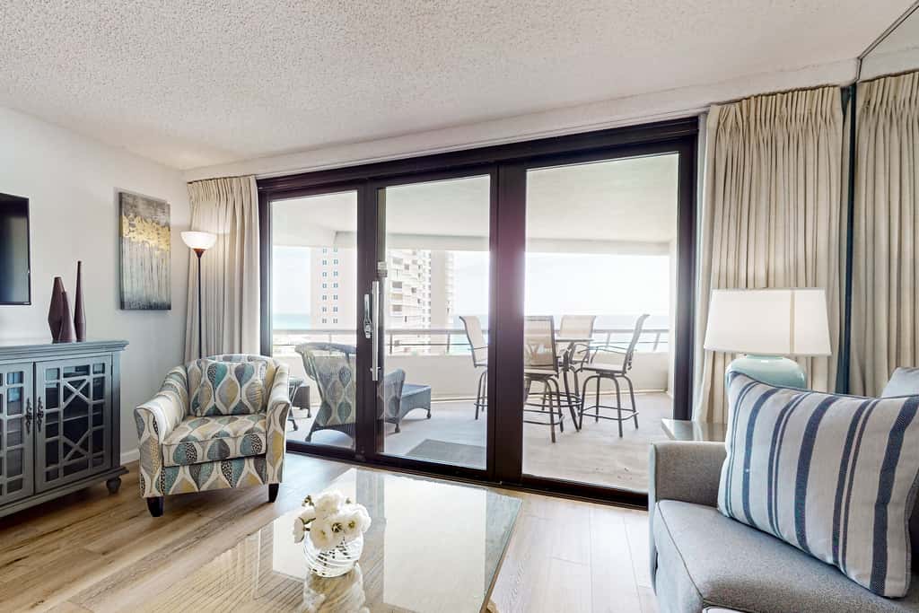 Gorgeious beachview condo with large balcony & shared pool