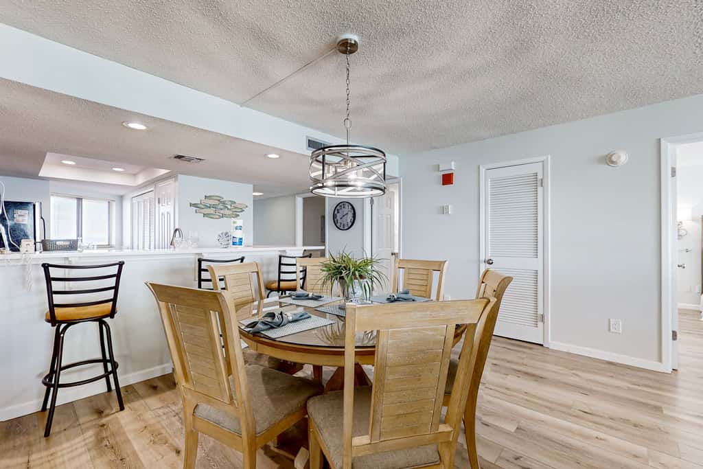 Gorgeious beachview condo with large balcony & shared pool