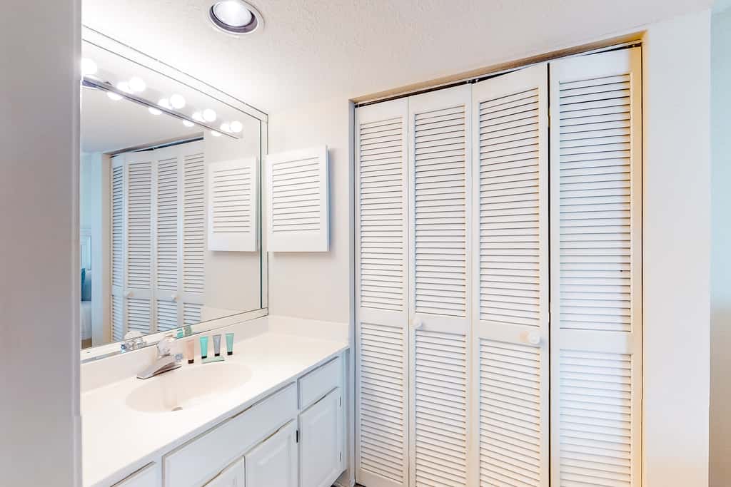 Spacious, beachfront home with shared outdoor pool, hot tub, & beach access