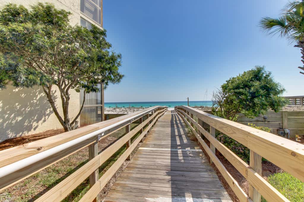 Spacious, beachfront home with shared outdoor pool, hot tub, & beach access