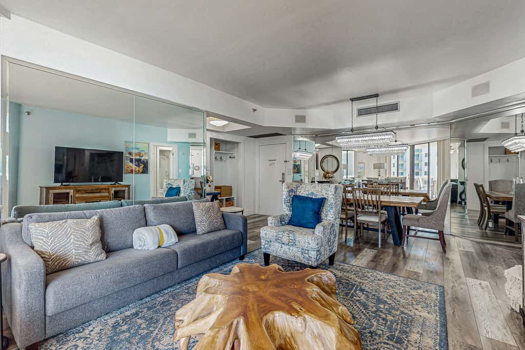 Beach & Ocean View Condo with WiFi, Private Balcony, AC, & Pool, Hot Tub, Tennis