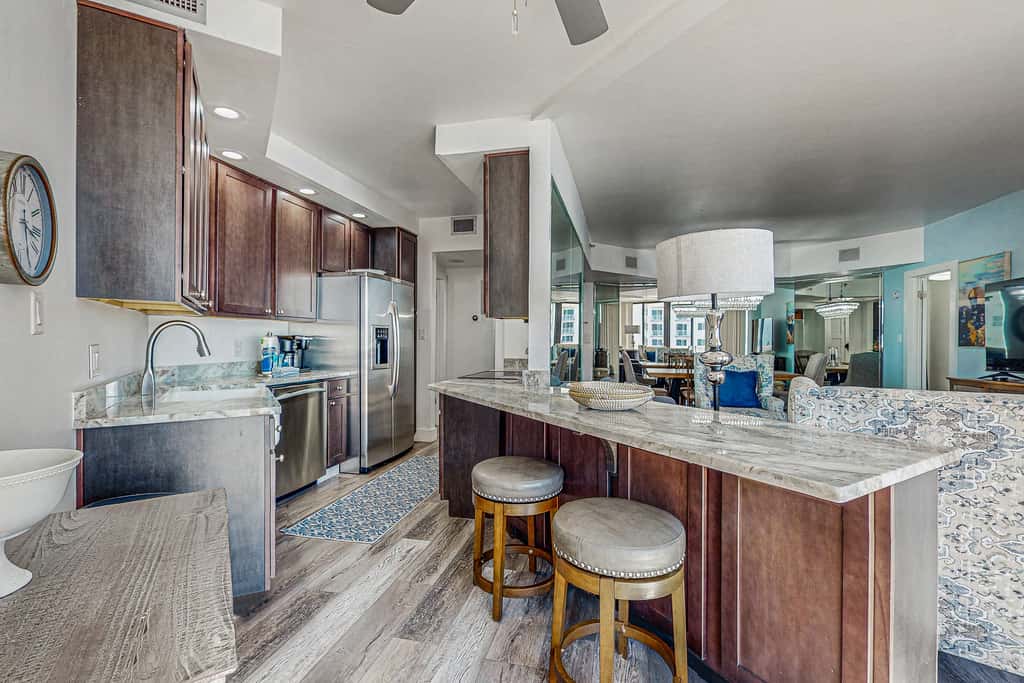 Beach & Ocean View Condo with WiFi, Private Balcony, AC, & Pool, Hot Tub, Tennis