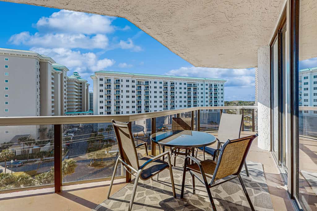 Beach & Ocean View Condo with WiFi, Private Balcony, AC, & Pool, Hot Tub, Tennis
