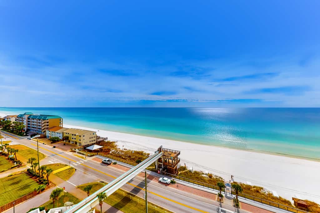 Beach & Ocean View Condo with WiFi, Private Balcony, AC, & Pool, Hot Tub, Tennis