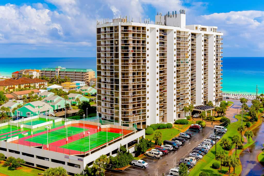 Beach & Ocean View Condo with WiFi, Private Balcony, AC, & Pool, Hot Tub, Tennis